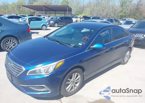 2017 Hyundai Sonata z USA, uszkodzony, nr VIN 5NPE24AF7HH493040